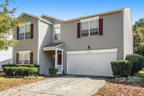 12620 Dervish Lane