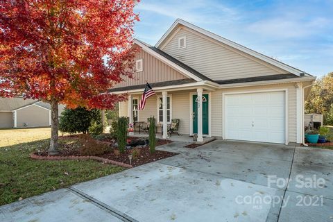 1462 Winter Drive sold home in Valleybrook, Statesville, NC