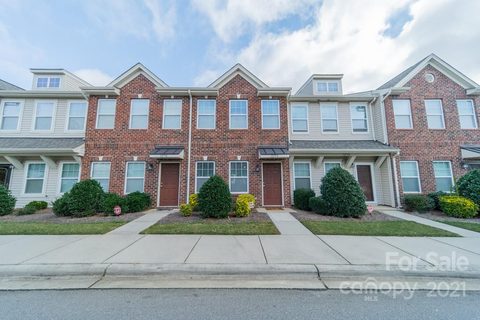 12754 Livengood Lane