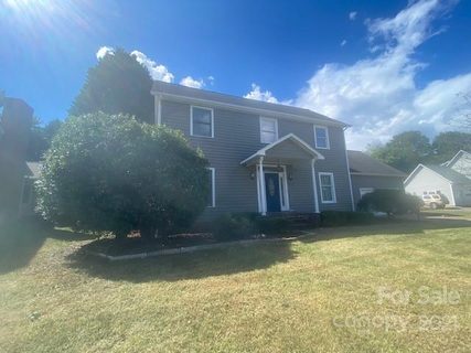 2919 8th Street Court sold home in Windsor Forest, Hickory, NC