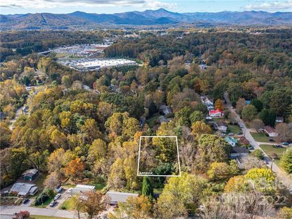 99999 Hi Alta Avenue 170, 172 sold home in Sulfur Springs Park, Asheville, NC