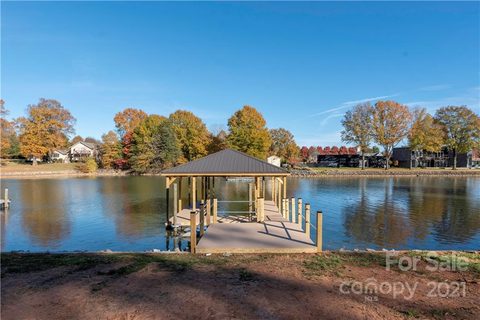 212 Elysian Drive sold home in Mooreland Estates, Mooresville, NC