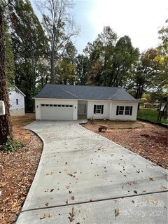 1759 Lumpkin Circle