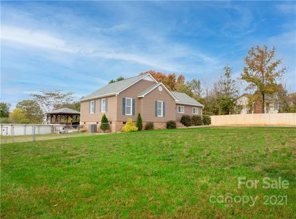 3932 Majestic Lane