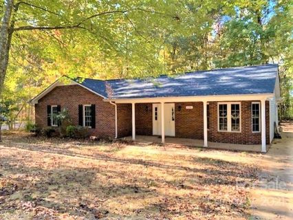 2543 Carroll Street sold home in Briarwood Acres, Monroe, NC