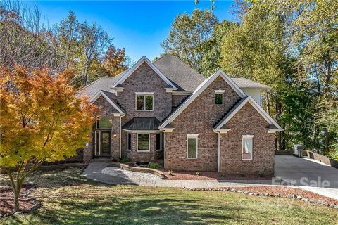5628 Plantation Ridge Road