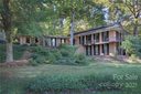 302 Valley Stream Road sold home in Statesville, SC