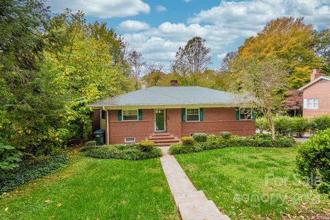 853 N Center Street