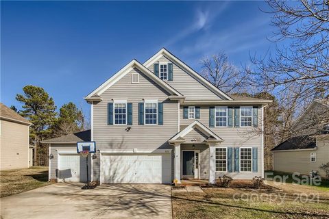 2237 Iron Works Drive sold home in Mill Creek Falls, Lake Wylie, SC