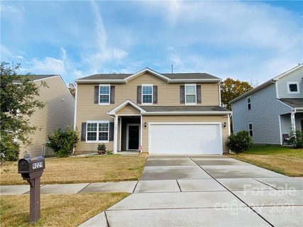 9229 Magnolia Lily Avenue