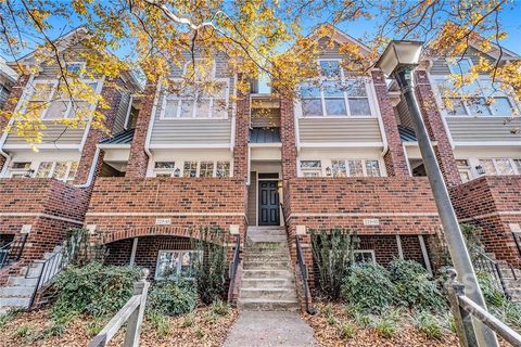 223 Torrence Street 55 sold home in Crown View, Charlotte, NC