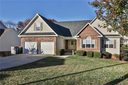 2402 27th Avenue Circle sold home in Hickory, SC