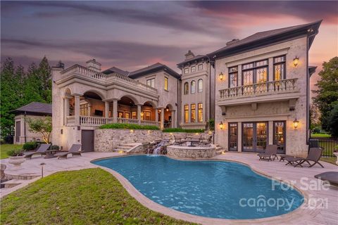 19124 Peninsula Point Drive