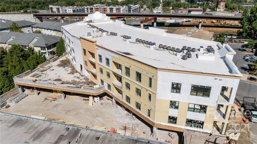 3630 N Davidson Street 2211