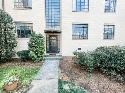 1121 Myrtle Avenue 38