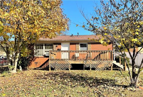 104 Short Street