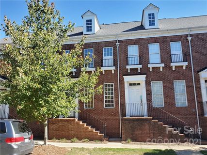 626 Old Meeting Way sold townhome in Davidson Gateway Townhomes, Davidson, NC