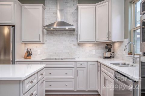 16023 Roscoe Lane