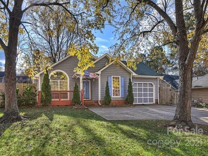 7409 Autumn Trail Drive sold home in Autumn Glen, Charlotte, NC