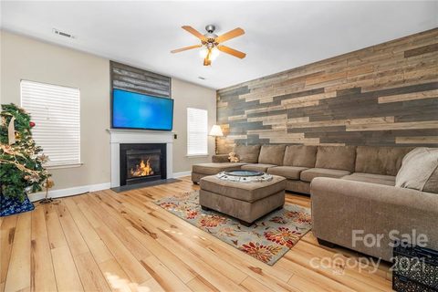 240 Bluffton Road 10