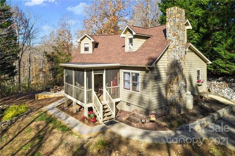 1029 Lakeshore Drive