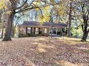 515 Wilcrest Drive sold home in Matthews, SC