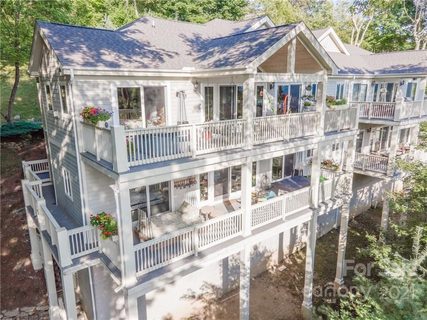Previously sold for $575,000