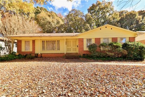 4523 Carriage Drive Circle