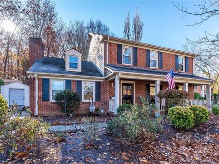 6205 Oak Glen Lane