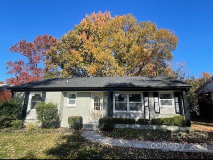 3500 Meredith Avenue 14