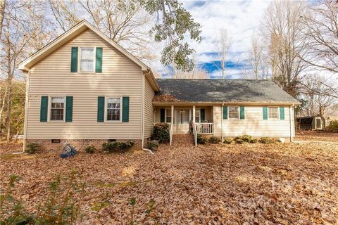 1334 Kent Drive