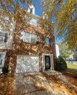 9597 Walkers Glen Drive