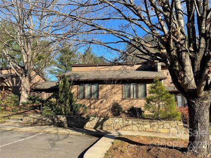 447 Crowfields Drive