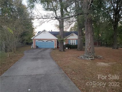 5104 Woody Knoll Court