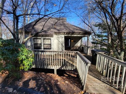 45 Slickrock Ridge Way