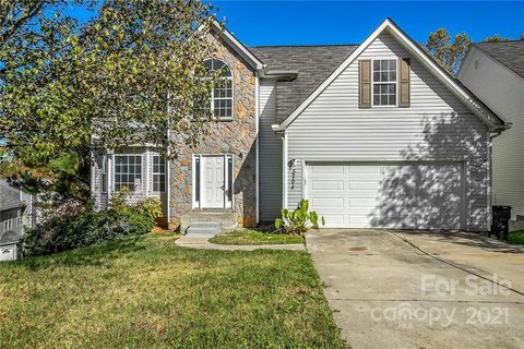 5208 Eagle Creek Drive sold home in Eagle Ridge, Charlotte, NC