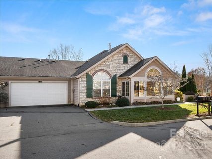 1 Valley Trace Lane
