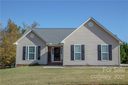 204 Jersey Boulevard sold home in Dallas, SC