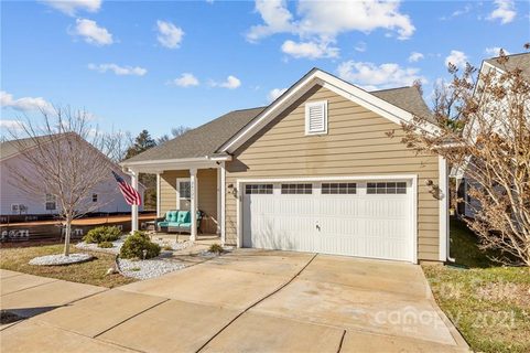 24526 Blue Heron Circle
