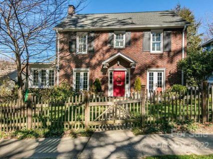 13 Farrwood Avenue