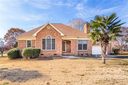 374 Canvasback Road sold home in Mooresville, SC