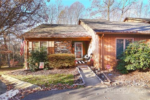 1775 12th Street sold home in Huntington Woods, Hickory, NC