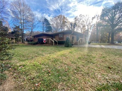 141 Burris Street sold home in College Park, Wingate, NC