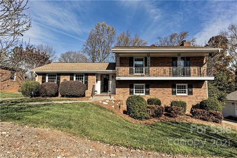 3809 Riverbend Road
