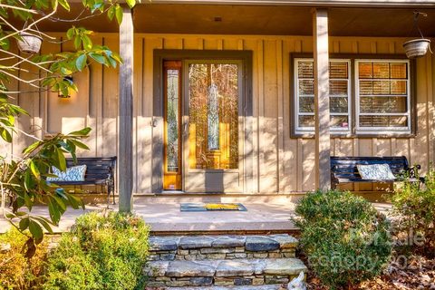 904 Indian Hill Road sold home in Indian Hills, Hendersonville, NC