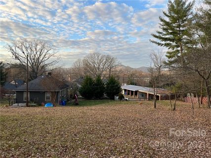 42 46 48 Enka Oak Street 1,2,3 sold lot in Enka Village, Candler, NC
