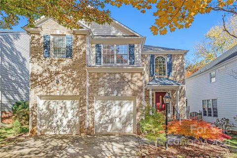 1919 Dearmon Drive