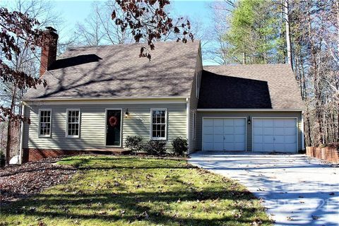 1005 Charlesmont Court sold home in Charlesmont, Lenoir, NC