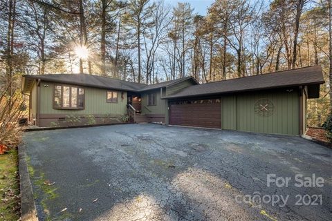 92 Surrey Lane