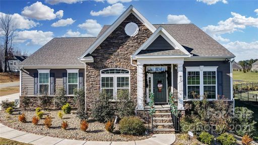 937 Abbeywood Drive sold home in Brookmeade, Waxhaw, NC